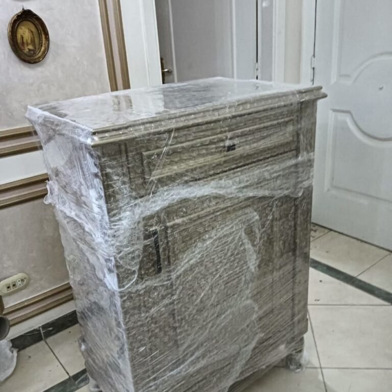 تغليف الأثاث قبل النقل